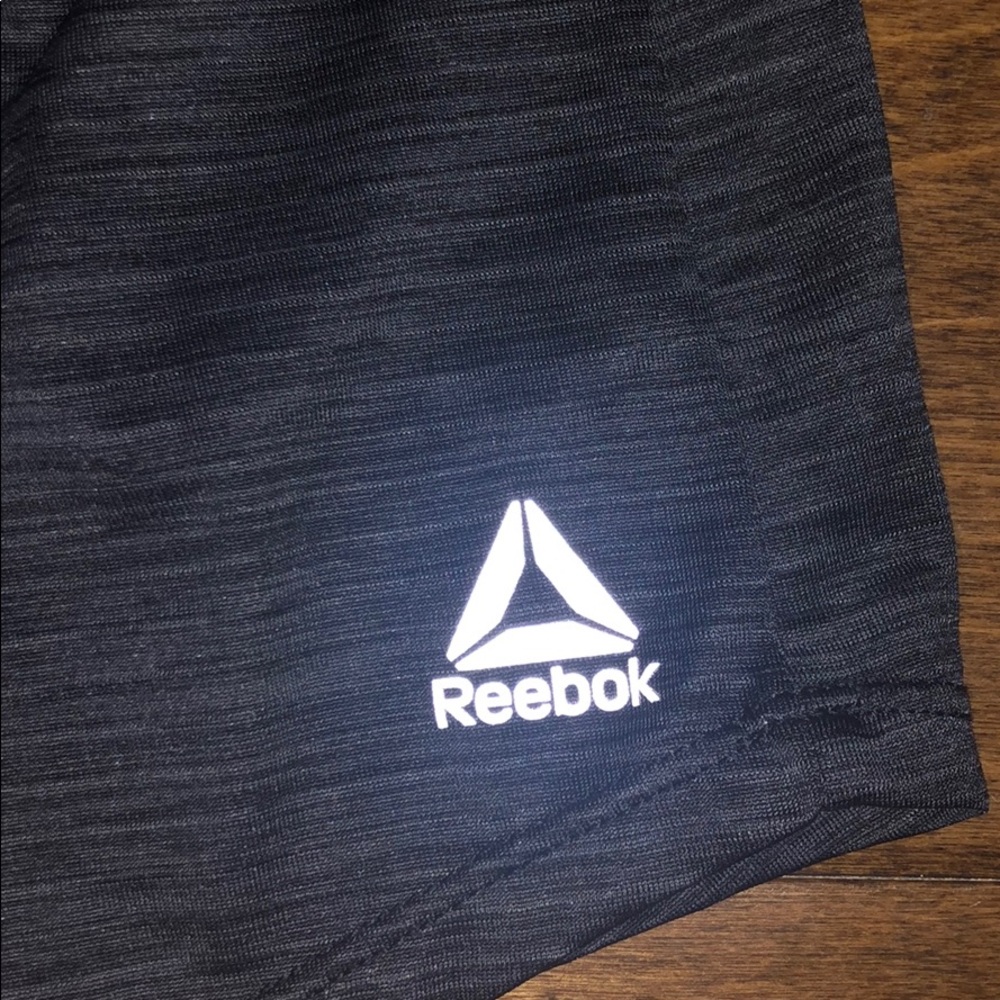 REEBOK - Picture 2 of 4